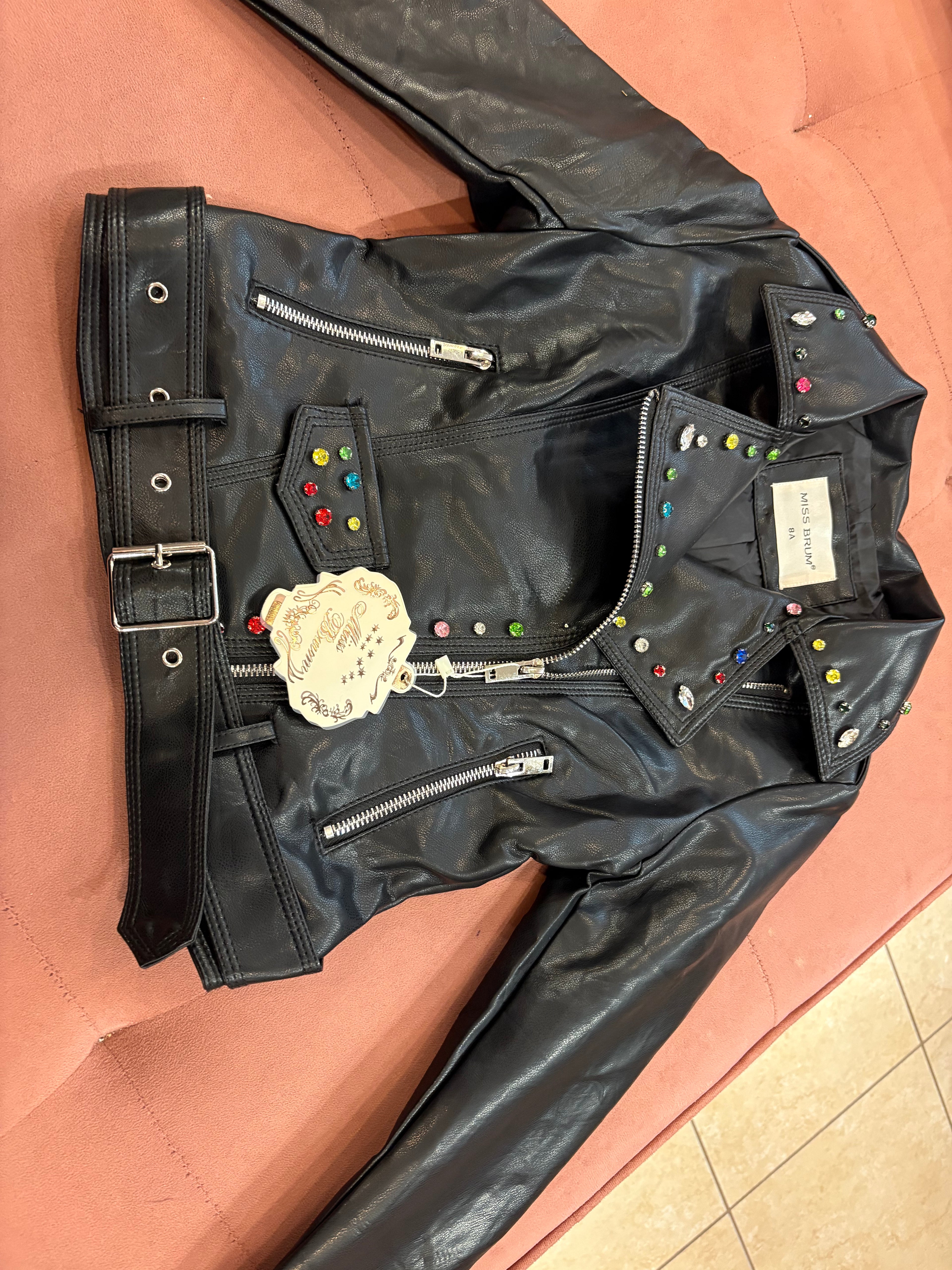 Chiodo in pelle con diamanti